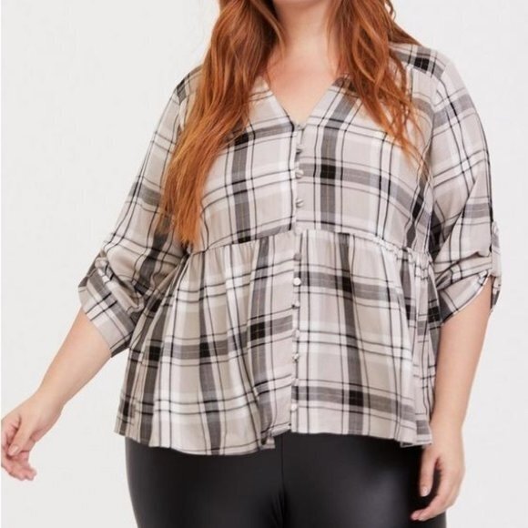 NWT Women’s Torrid Beige Gold Black Babydoll Rayon Twill Button-Front Top 2 2XL - Picture 1 of 14